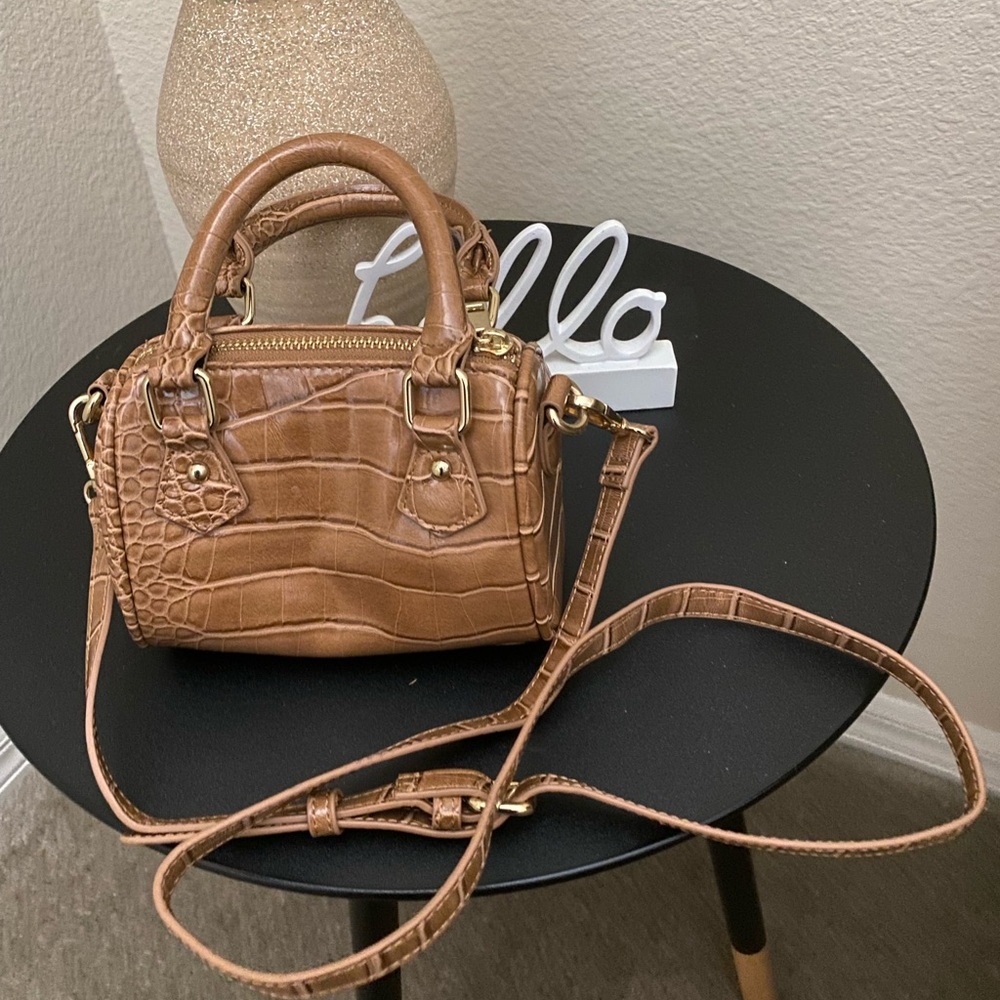 Elegant Brown Crocodile Print Embossed Handbag